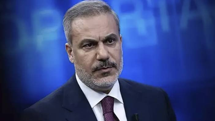 Ünlü gazeteciler iddiaları tek tek sıraladı! Saray ve AKP’de Hakan Fidan gerilimi!