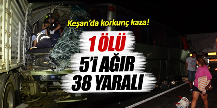 Makedon turistleri taşıyan otobüs tıra çarptı: 1 ölü, 38 yaralı