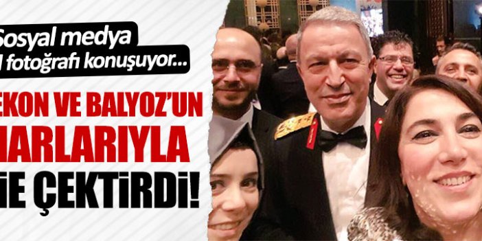 Hulusi Akar, Öcalan'ı öven yazarla selfie çektirdi