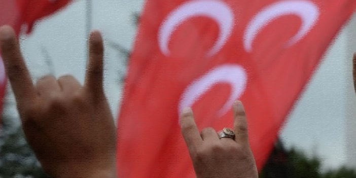 Ülkücüler Bahçeli'ye karşı imza kampanyası başlattı