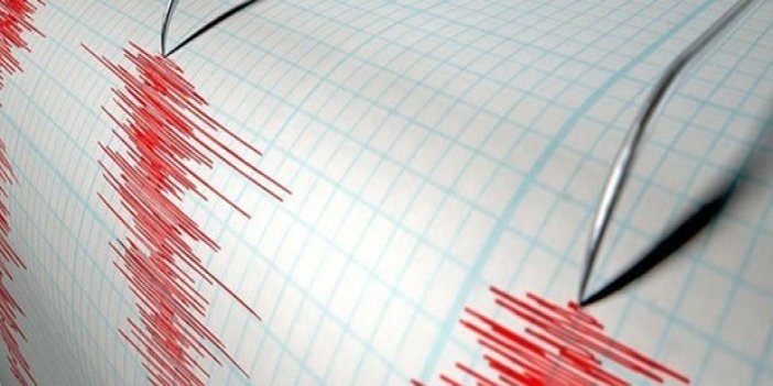 Endonezya’da 6.7 şiddetinde deprem