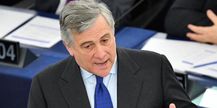 AP'nin yeni başkanı Tajani oldu