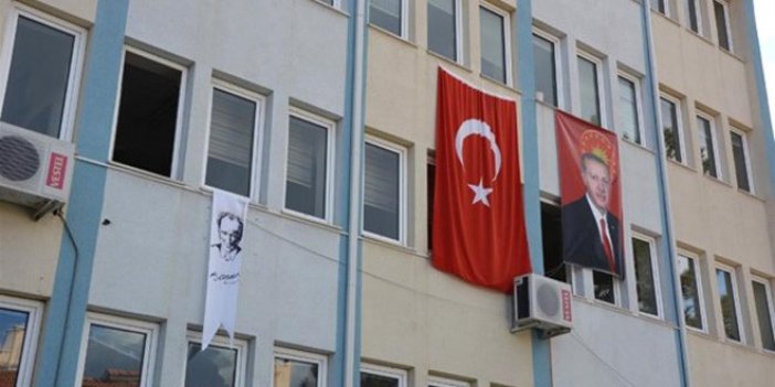 Devletin binasında Atatürk'le böyle alay ettiler!