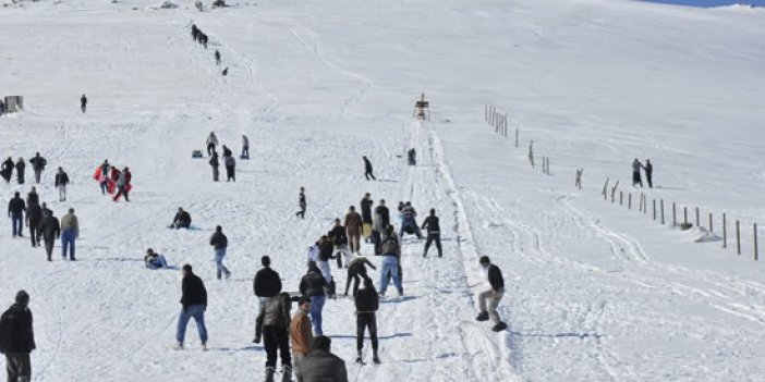 Şanlıurfa'da 300 kişi mahsur kaldı!