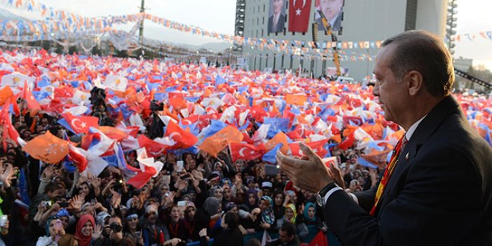 AKP mitinglerinde Kürtçe şarkı!