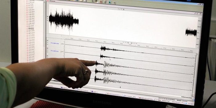 Manisa'da korkutan deprem!