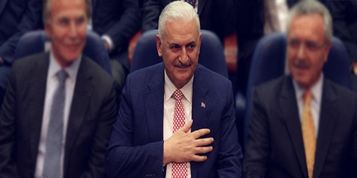 Ümit  Özdağ: Binali Yıldırım istifa etti