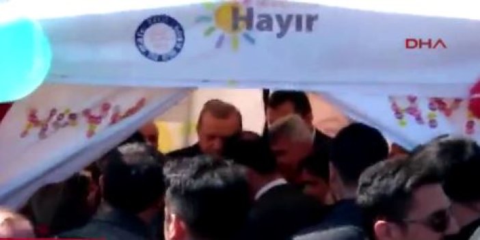 Erdoğan'dan, 'hayır' çadırına girdi
