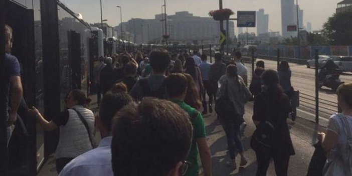 İstanbul'da metrobüs arızası