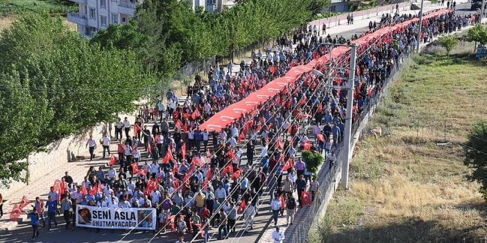 Kozluk, Şehit Öğretmen Aybüke Yalçın için yürüdü