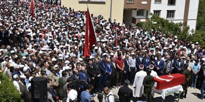 Necmettin Öğretmen son yolculuğuna uğurlandı