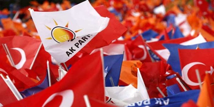 AKP'de 4 il başkanı görevi bırakma kararı aldı!