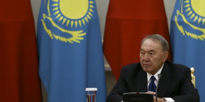 Nazarbayev: "Suriye'ye asker gönderebiliriz"