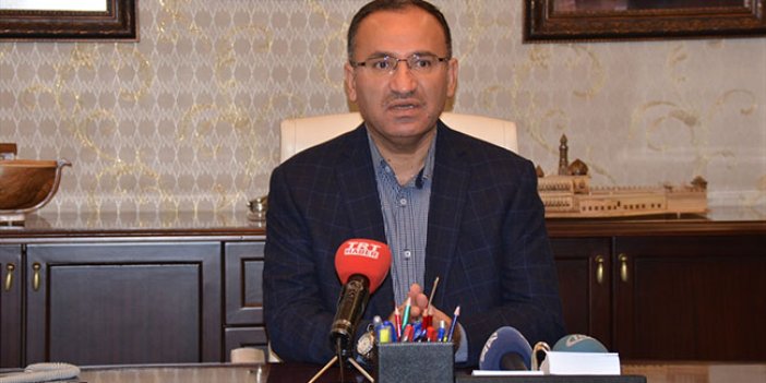 Bozdağ: "AKP'yi çekerseniz Türkiye haritası paramparça olur"