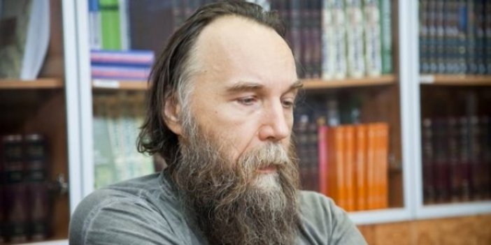 Putin'in danışmanı Dugin'den Türkiye'ye flaş uyarı