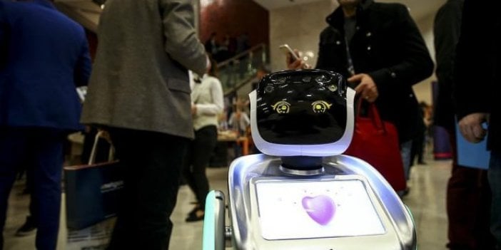 İnsansı robotlar öğretmenliğe kodlanıyor