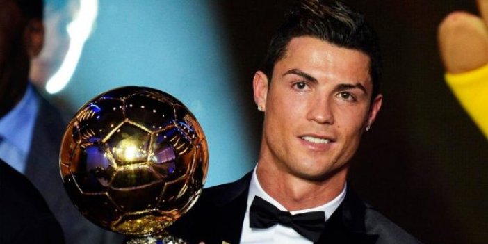 2017 Ballon d'Or ödülü Cristiano Ronaldo'nun
