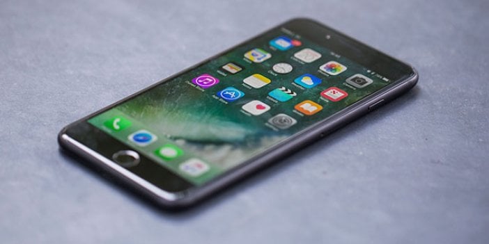 Apple'a 'yavaşlatma davası' açıldı