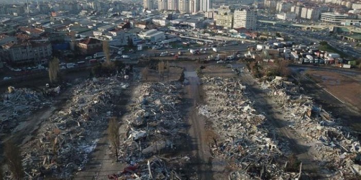 İstanbul'un ortasında moloz yığını