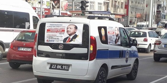 Resmi zabıta araçlarına Erdoğan posteri!