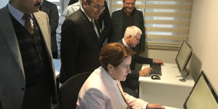 Akşener ve Koray Aydın üye kaydını gerçekleştirdi