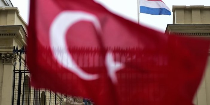 Hollanda Ankara büyükelçisini geri çekti