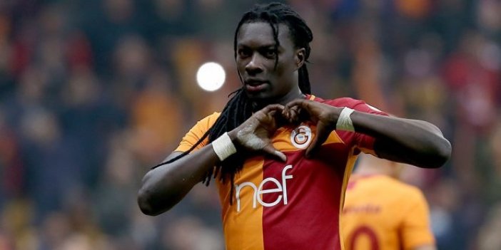 Gomis'ten şehitler için mesaj!