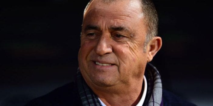 Kasımpaşa-Galatasaray maçında Terim'i güldüren tezahurat