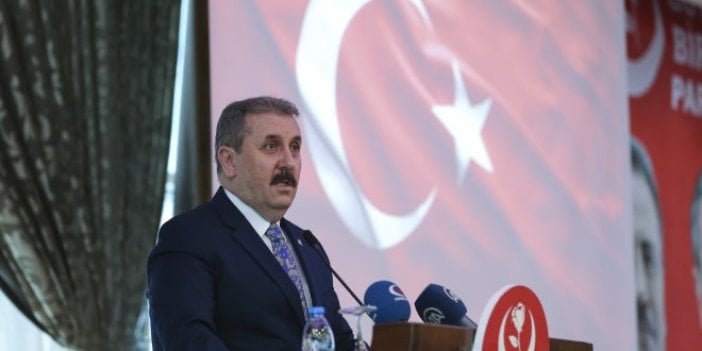 Destici: "Türk bayrağı gün gelir yine Atina semalarında dalgalanır"