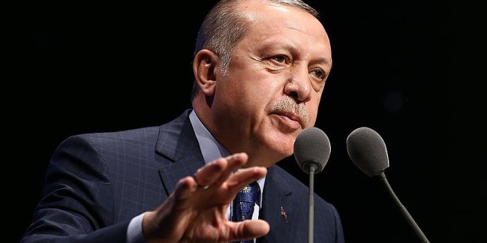 Cumhurbaşkanı Erdoğan bozkurt işareti yaptı