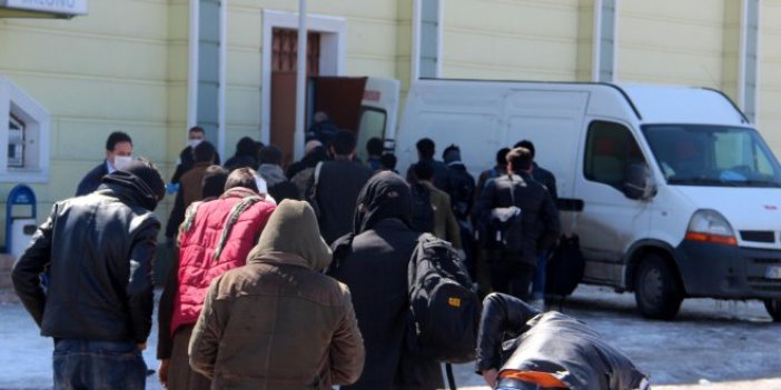 Türkiye'ye gelen kaçak göçmenlerde salgın tehdidi
