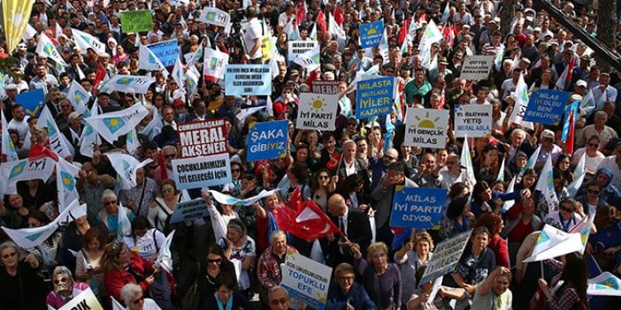 Meral Akşener: "Çıkıp erkekçe 'Ben bu kadından korkuyorum' desene!"