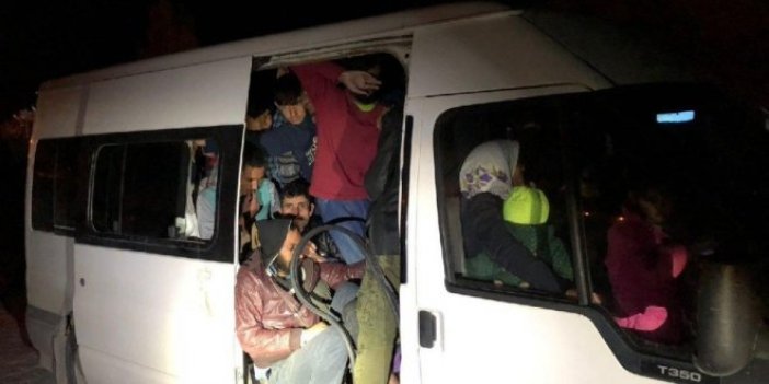 Van'da bir minibüsün içinde 56 kaçak Afgan yakalandı