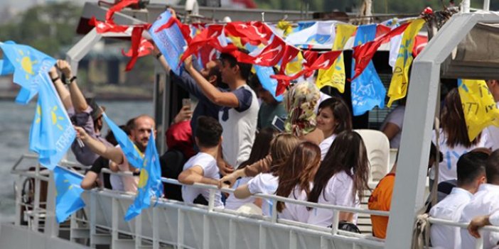 İYİ Parti'li gençler 19 Mayıs'ı böyle kutladı