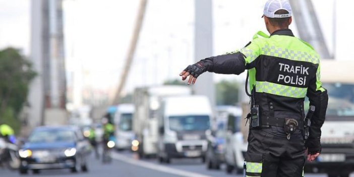 Antalya’da sürücülere ‘sosyal medya’ cezası