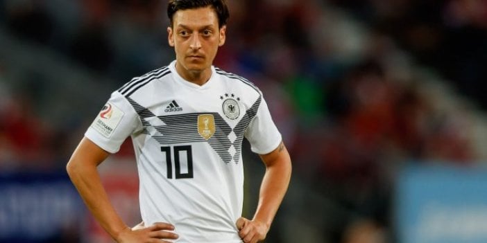 Malatya Yeşilyurt Belediyesi'nden Mesut Özil'e jest