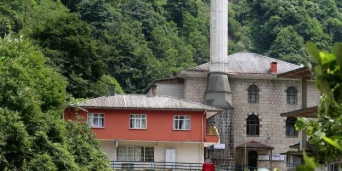 Rize'de sel felaketi: "Kabahat bizde, yağmurda değil"