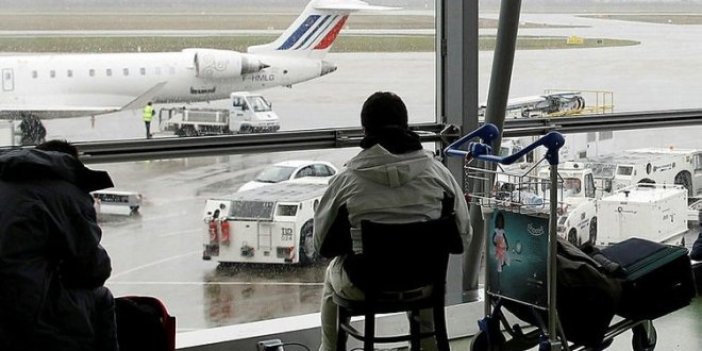 Fransa’da havalimanında haraketli dakikalar