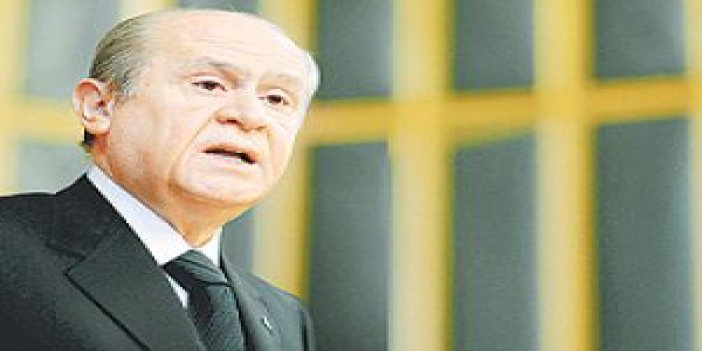 Bahçeli: Başbakan TBMM'yi lekeledi