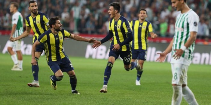 Fenerbahçe’de Cocu bir ilk peşinde