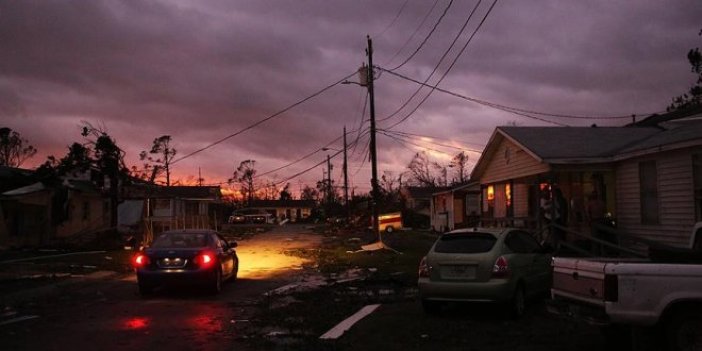 Michael Kasırgası ABD'yi vurdu:13 ölü