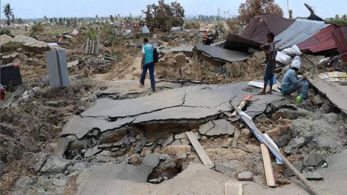 Endonezya'da 6.4 büyüklüğünde deprem (11 Ekim 2018)