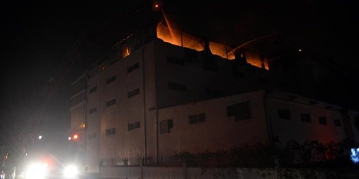 Mersin'de tekstil fabrikasında yangın