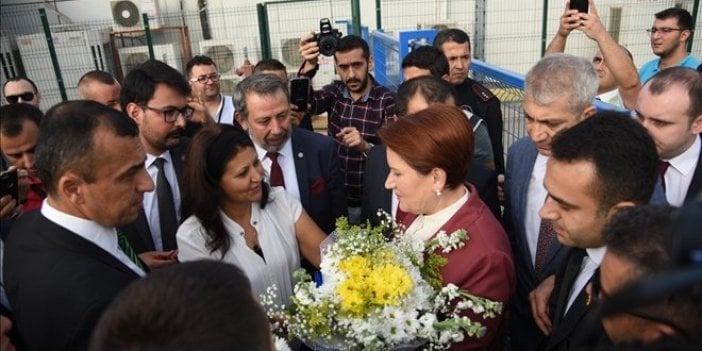 Akşener, Andımız'ı okudu