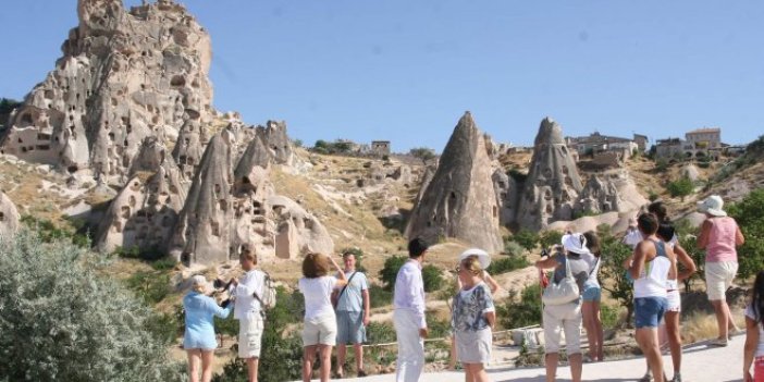 Asgari ücretle çalışan Fransız Türkiye’de 17 gün tatil yapabiliyor