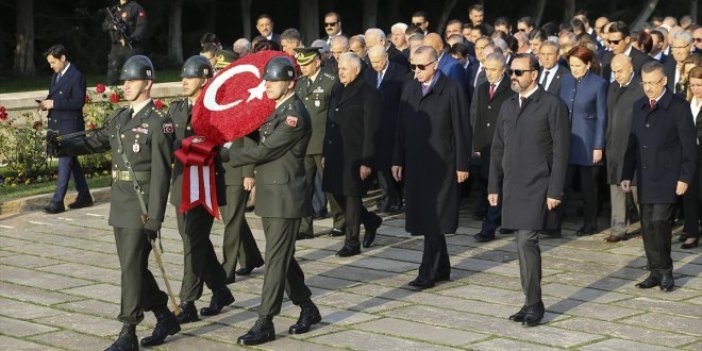 Devlet erkanı Anıtkabir’de Atatürk’ü selamladı
