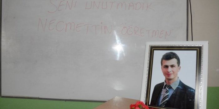 "Seni unutmadık Necmettin öğretmen"