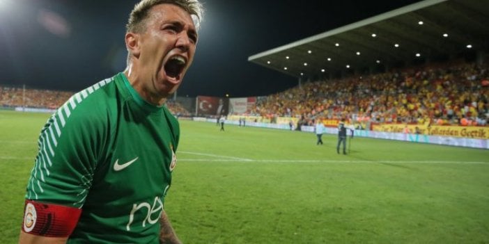 Fernando Muslera: "Sinirliyim!"