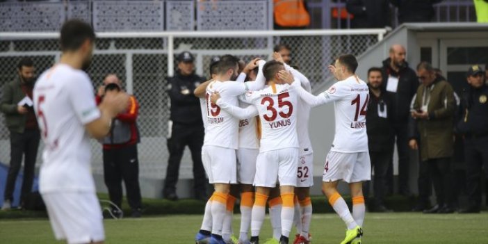 Galatasaray maçına spiker damgası