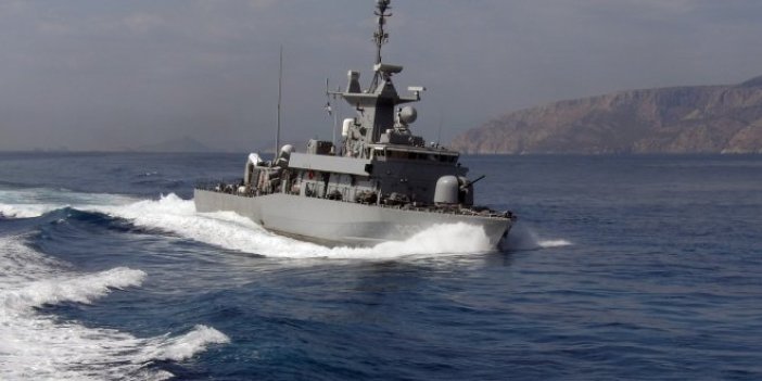 Yunanistan, savaş gemisi almak için yardım toplayacak